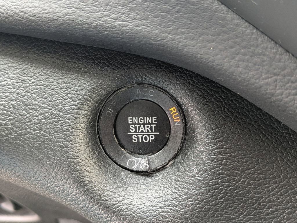 Used 2022 Jeep Cherokee Latitude Lux image 26