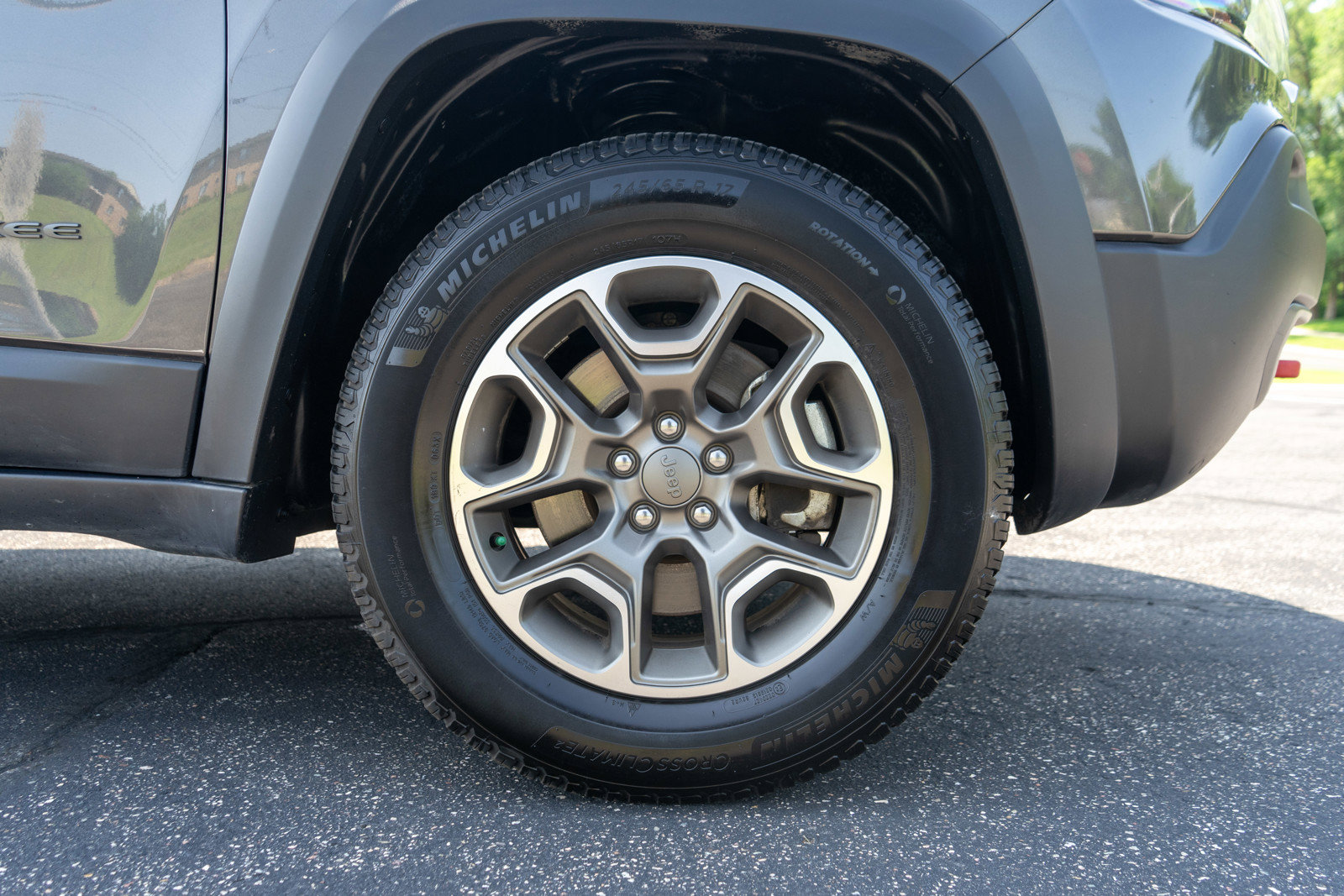 Used 2021 Jeep Cherokee Trailhawk w/ Trailer Tow Group AWD/4WD image 10