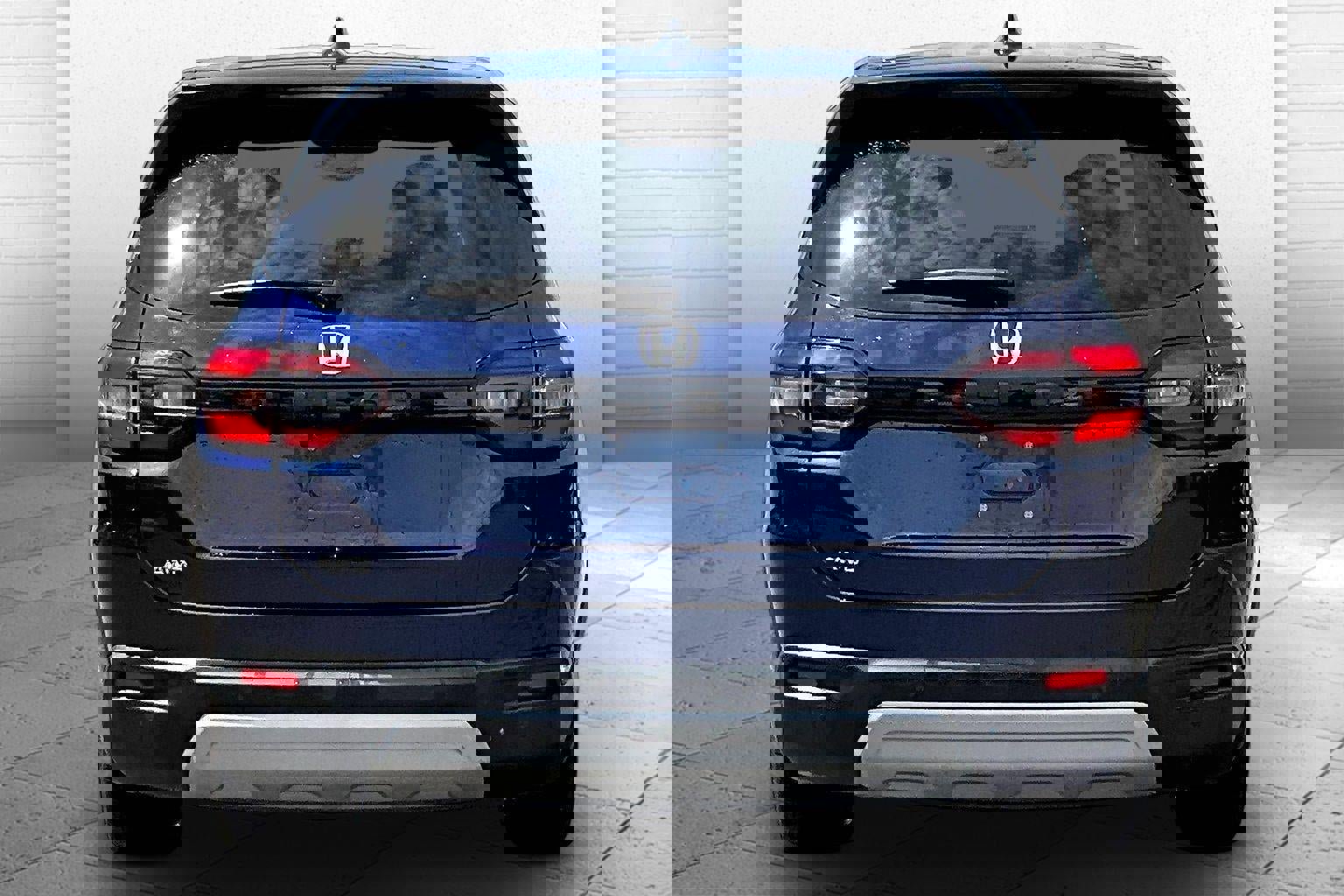 Used 2025 Honda Pilot EX-L image 3