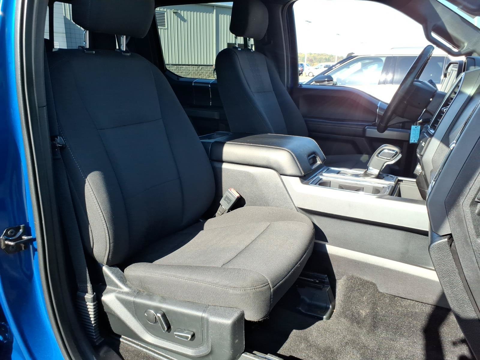 Used 2018 Ford F150 XLT w/ Equipment Group 302A Luxury AWD/4WD image 8