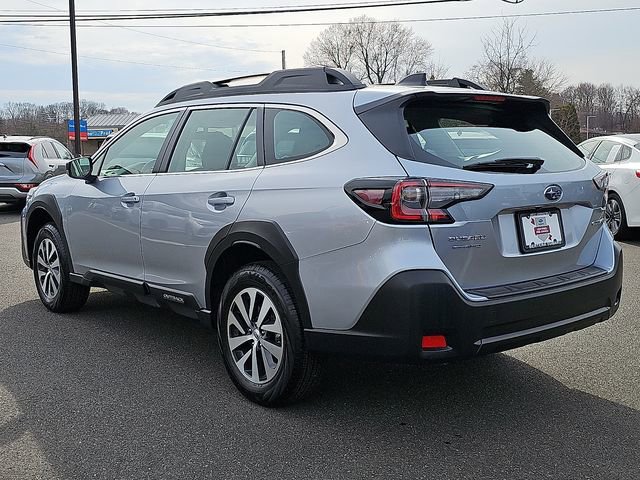 Used 2025 Subaru Outback image 4