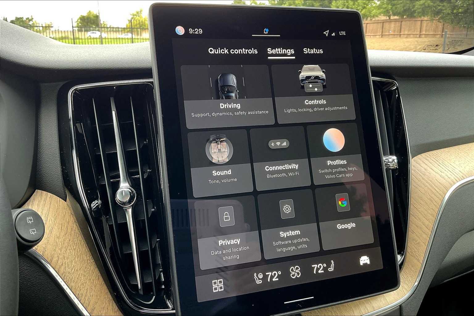 New 2026 Volvo XC60 T8 Plus w/ Protection Package Premier image 22