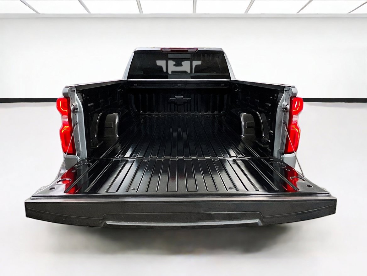 Used 2025 Chevrolet Silverado 1500 RST w/ Convenience Package II AWD/4WD image 19