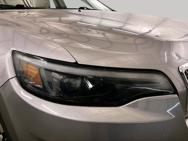 Used 2021 Jeep Cherokee Limited AWD/4WD image 28