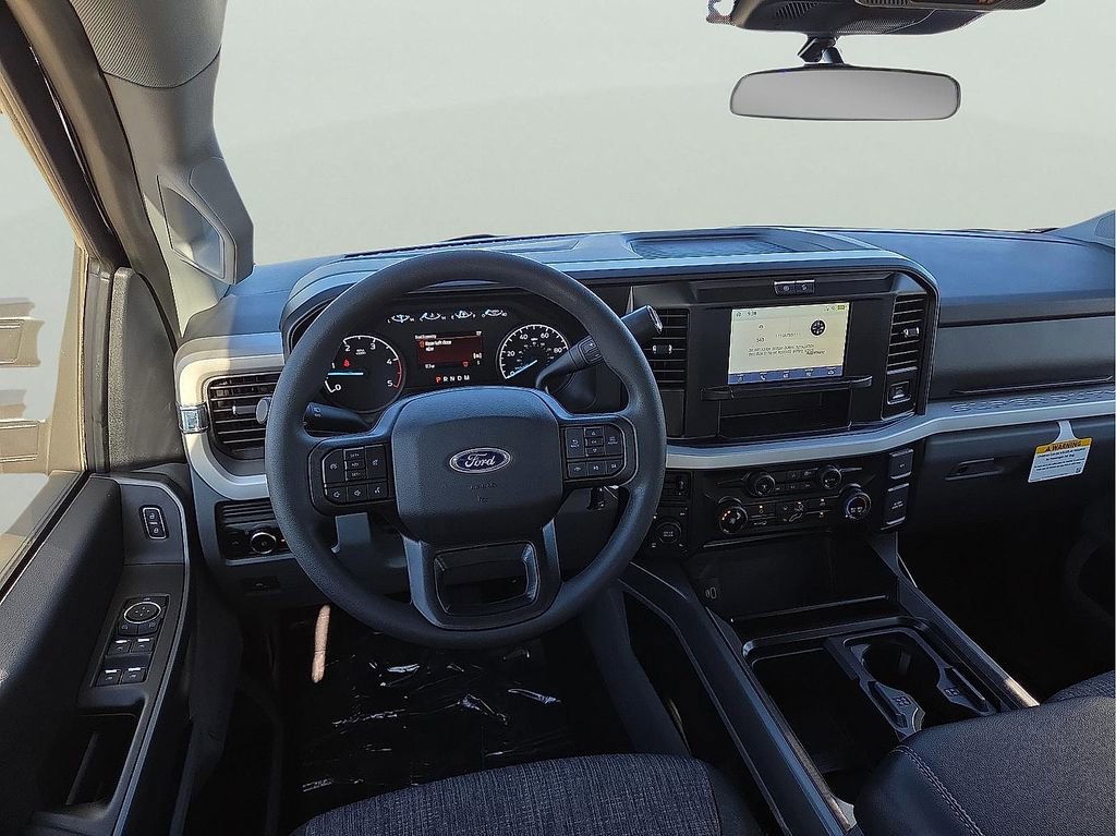 New 2026 Ford F250 XLT w/ FX4 Off-Road Package image 10