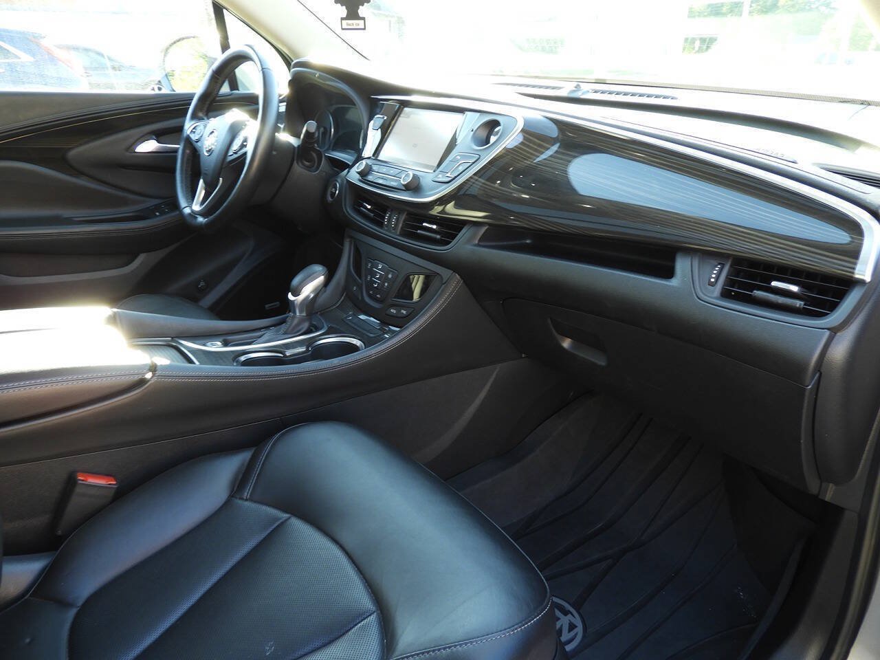 Used 2019 Buick Envision Premium AWD/4WD image 41