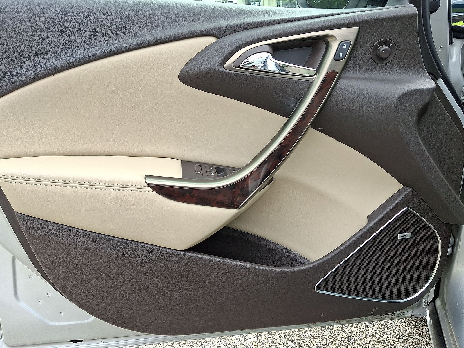 Used 2015 Buick Verano Leather FWD image 10
