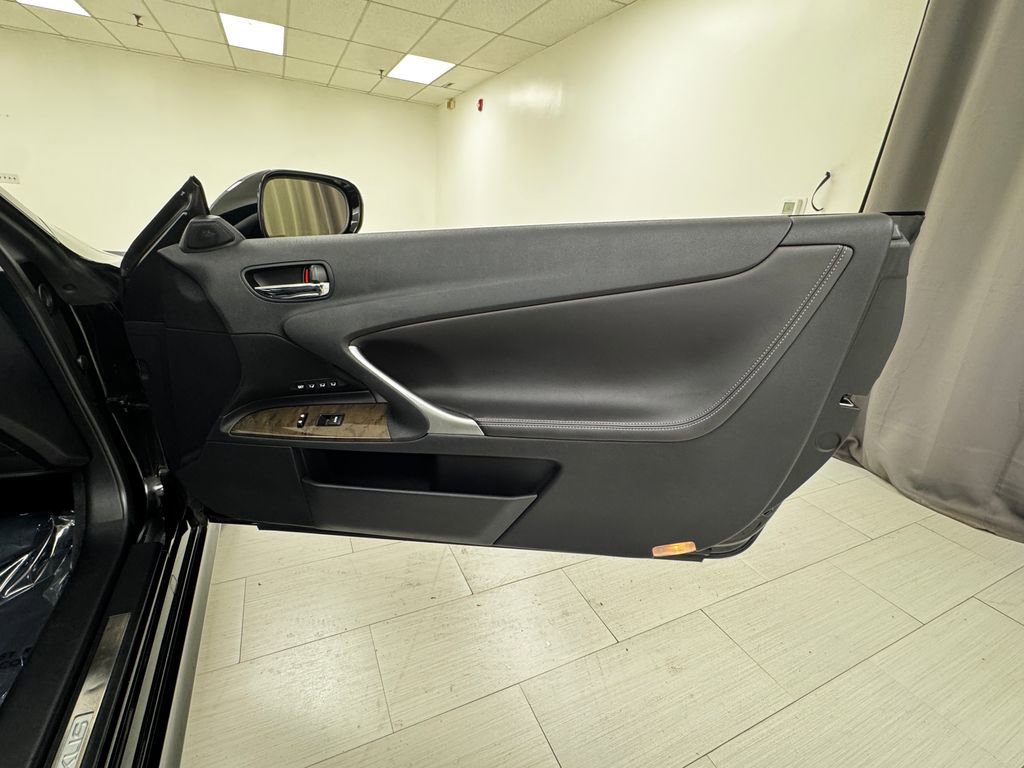 Used 2012 Lexus IS 350C image 20