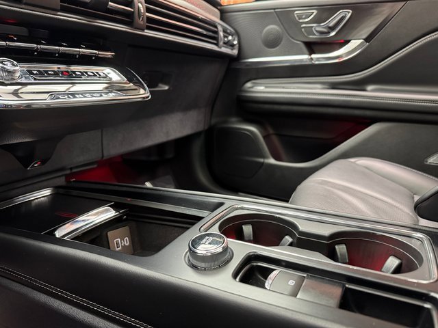 Used 2023 Lincoln Corsair Reserve w/ Equipment Group 201A image 19