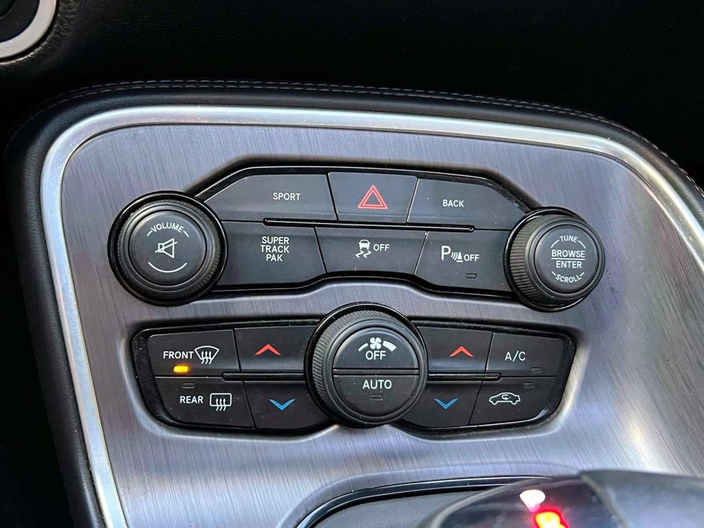 Used 2015 Dodge Challenger R/T w/ Quick Order Package 28B R/T image 26