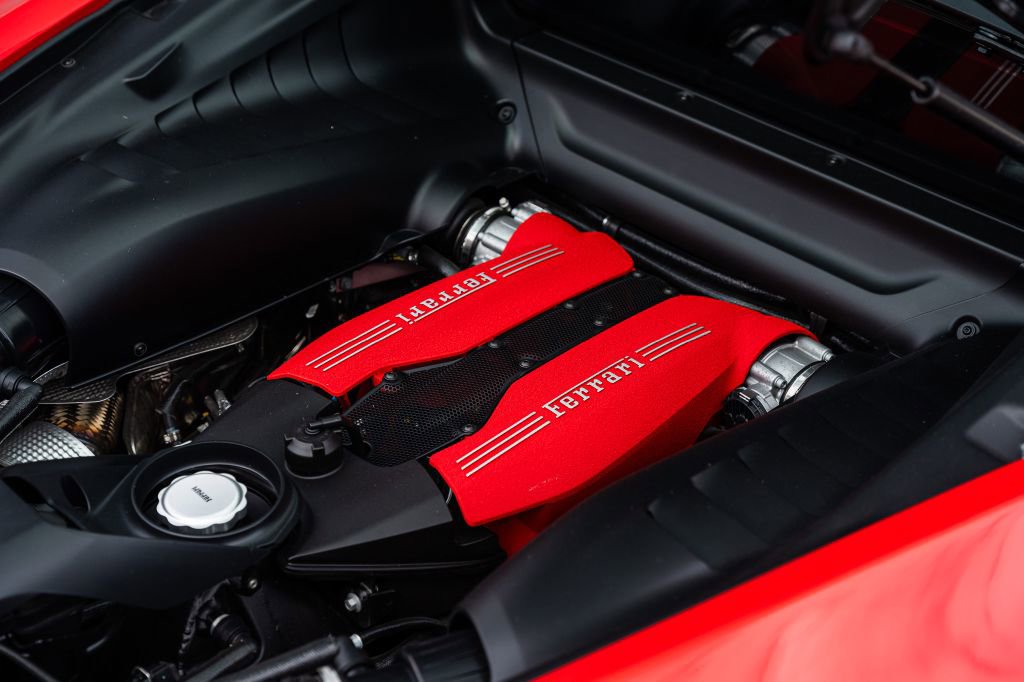 Used 2017 Ferrari 488 GTB image 38