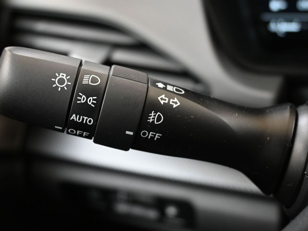New 2026 Subaru Crosstrek 2.5i Limited w/ Crosstrek Mirror Package AWD/4WD image 29