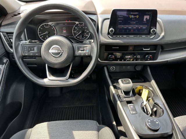 Used 2023 Nissan Rogue SV AWD/4WD image 2