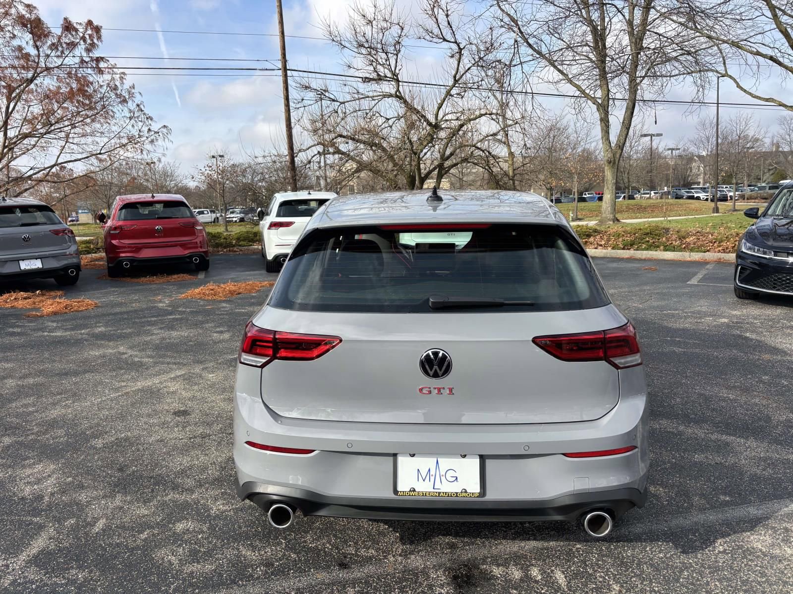 New 2026 Volkswagen GTI SE image 6