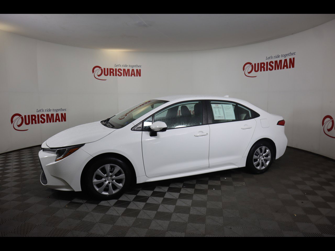 Used 2022 Toyota Corolla LE FWD image 7
