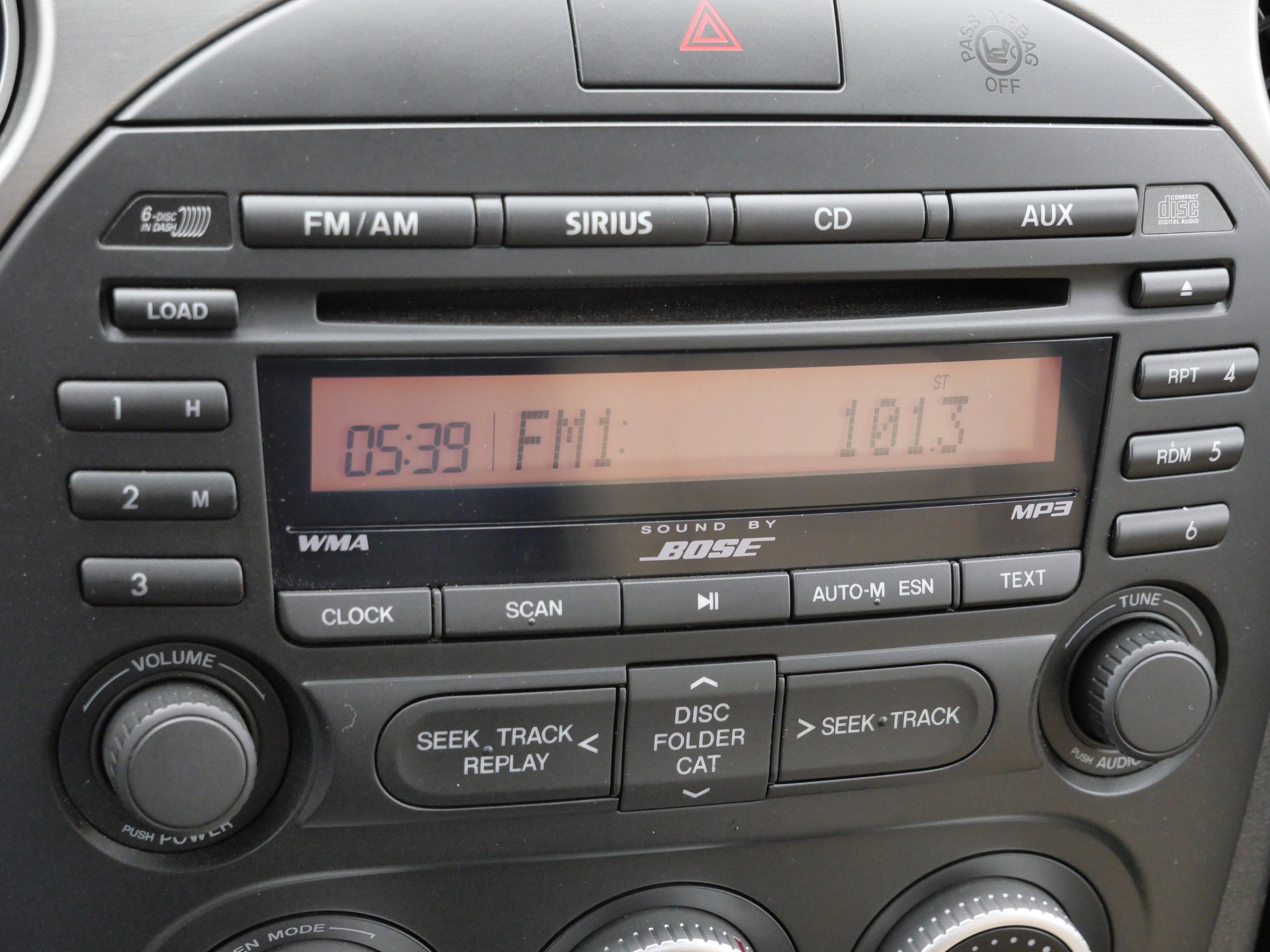 Used 2011 MAZDA MX-5 Miata Grand Touring w/ Premium Pkg image 23