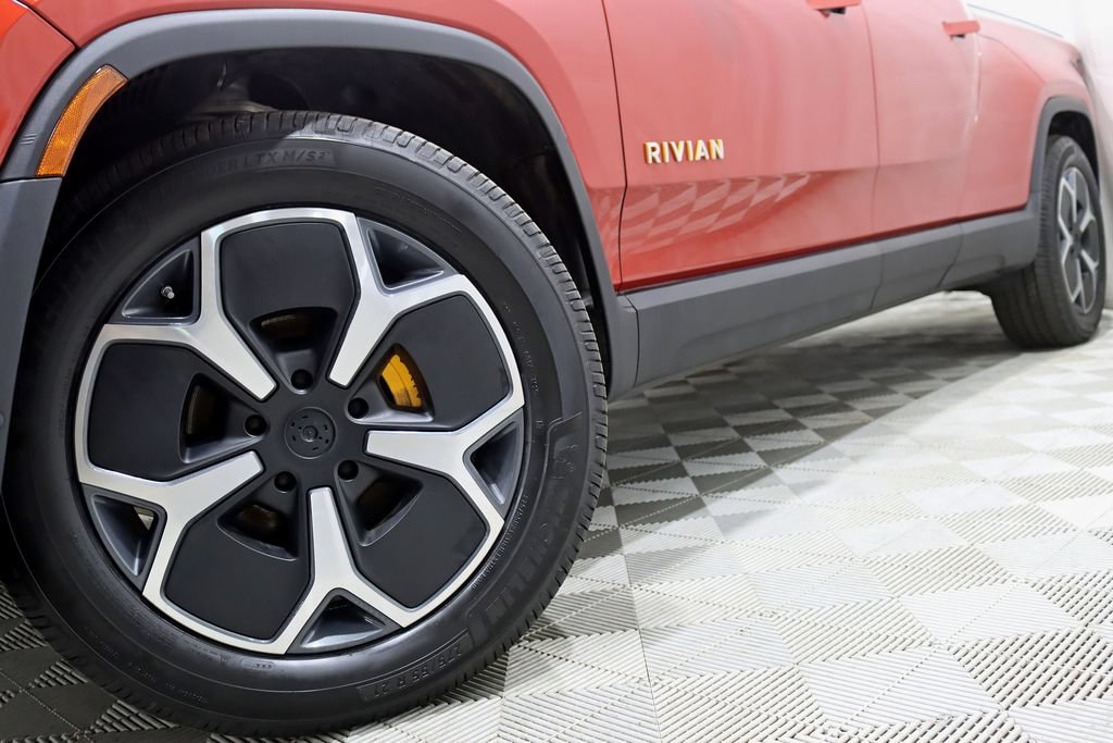 Used 2022 Rivian R1T Adventure AWD/4WD image 4