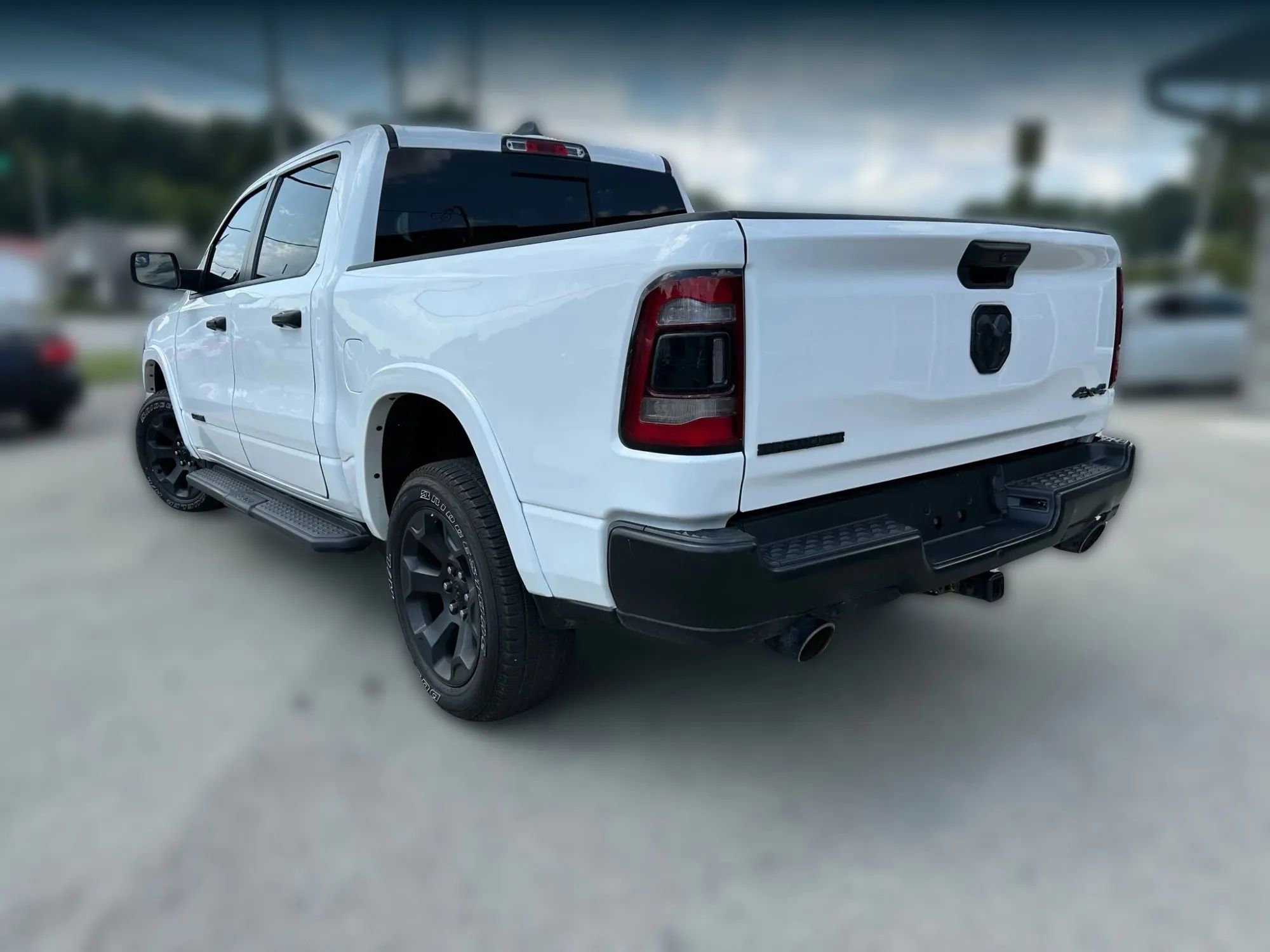 Used 2021 RAM 1500 Big Horn w/ Built-to-serve Edition image 5