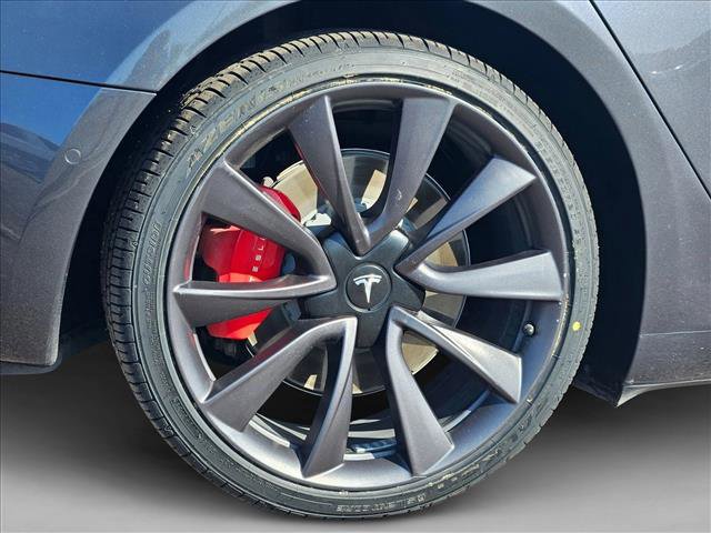 Used 2020 Tesla Model 3 Performance image 28