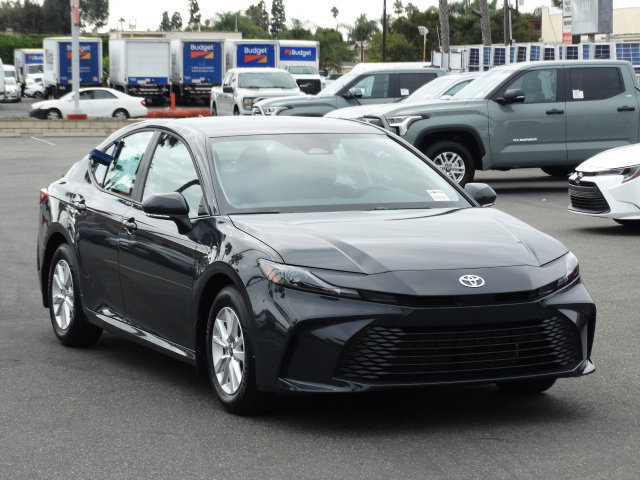 New 2026 Toyota Camry LE image 2