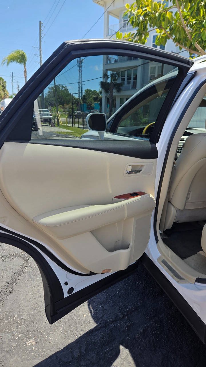 Used 2010 Lexus RX 350 2WD image 14