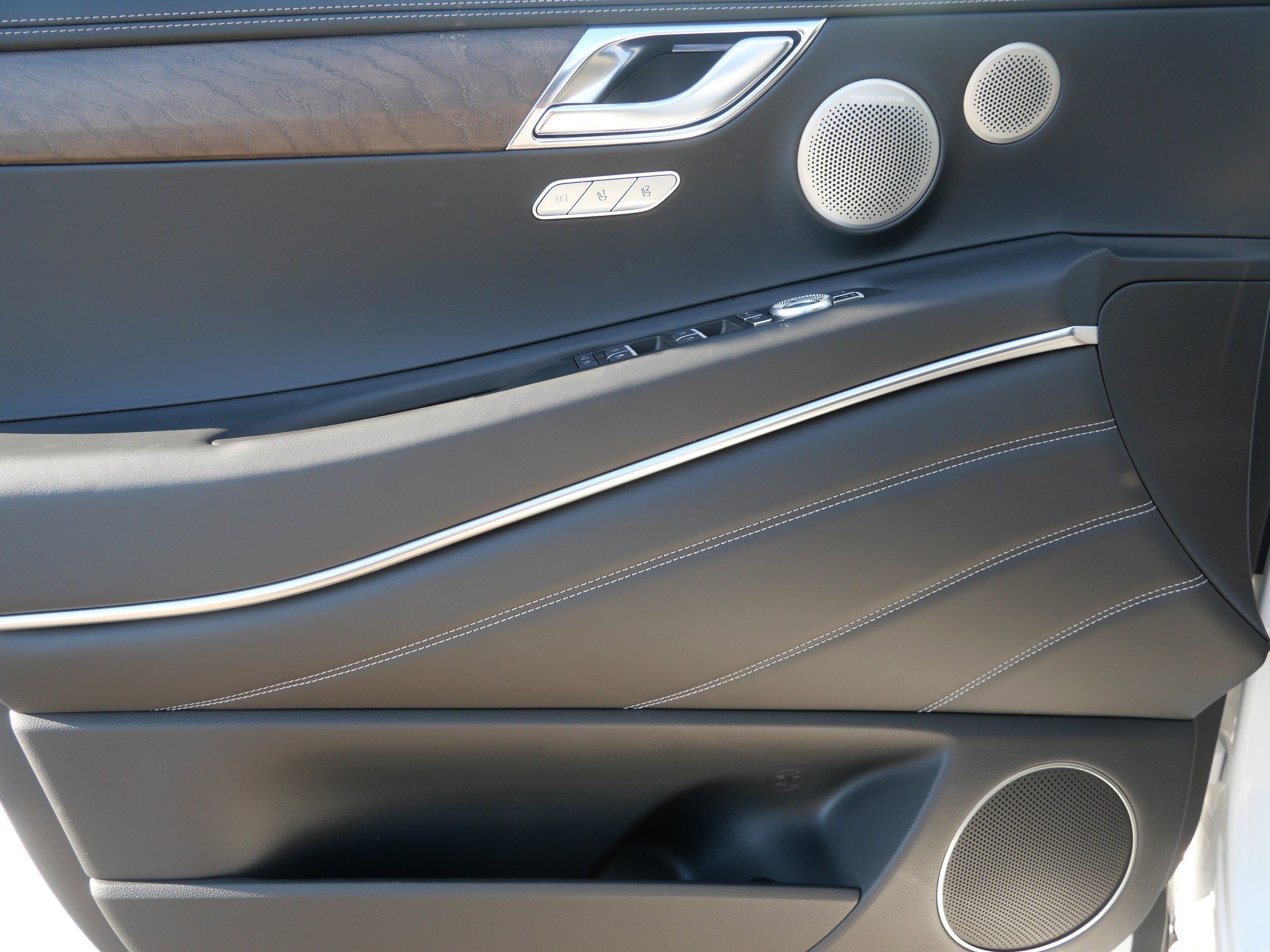 New 2026 Genesis GV80 2.5T Prestige image 5