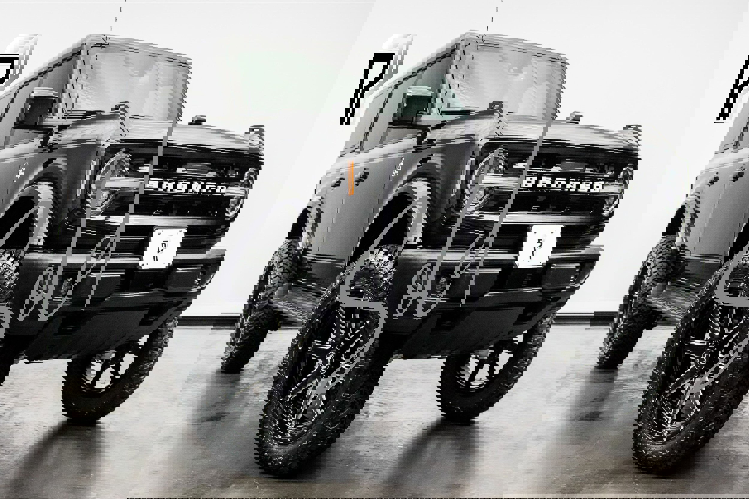 Used 2025 Ford Bronco Outer Banks image 1