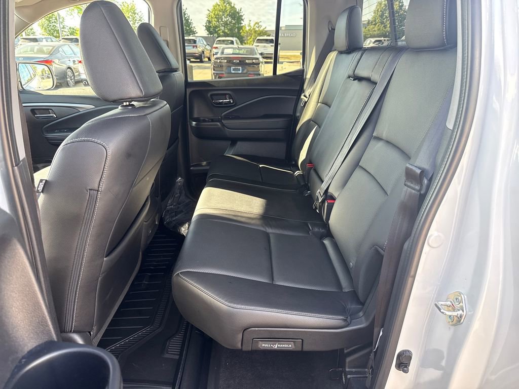 Certified 2025 Honda Ridgeline RTL image 30