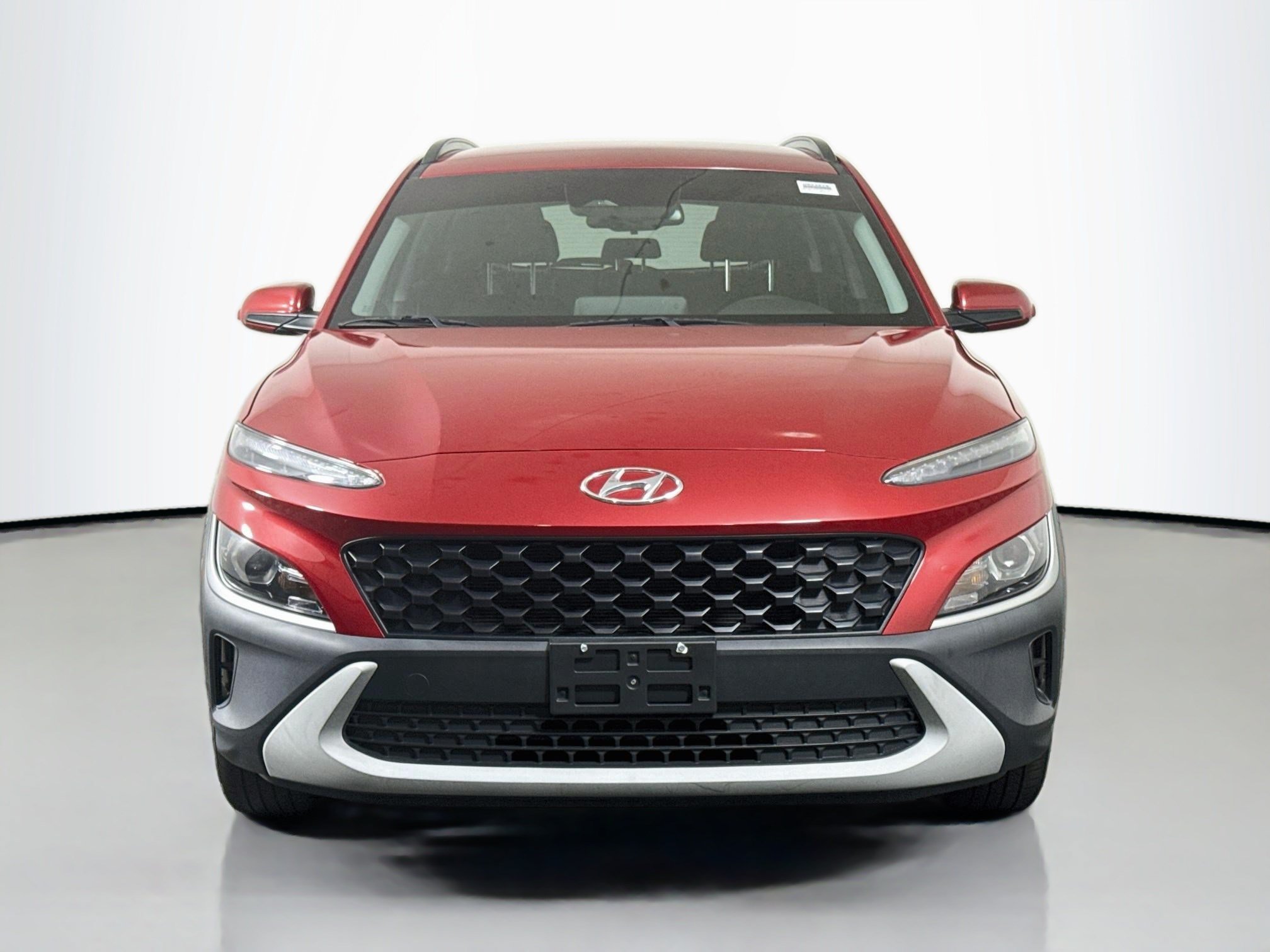 Used 2022 Hyundai Kona SEL AWD/4WD image 2