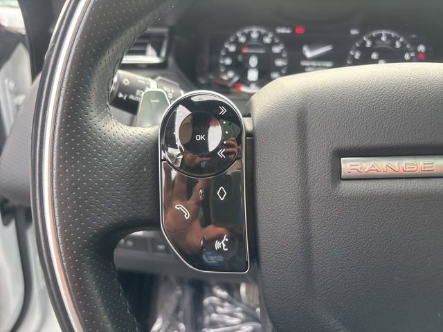 Used 2019 Land Rover Range Rover Velar R-Dynamic SE image 26