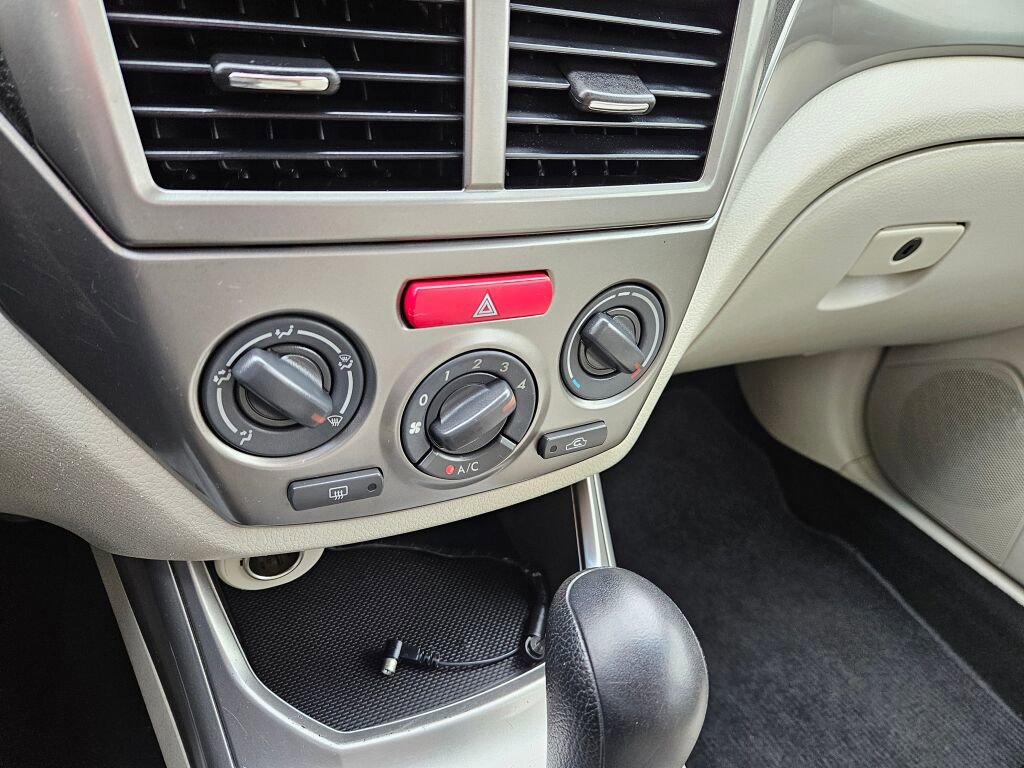 Used 2010 Subaru Impreza 2.5i image 20