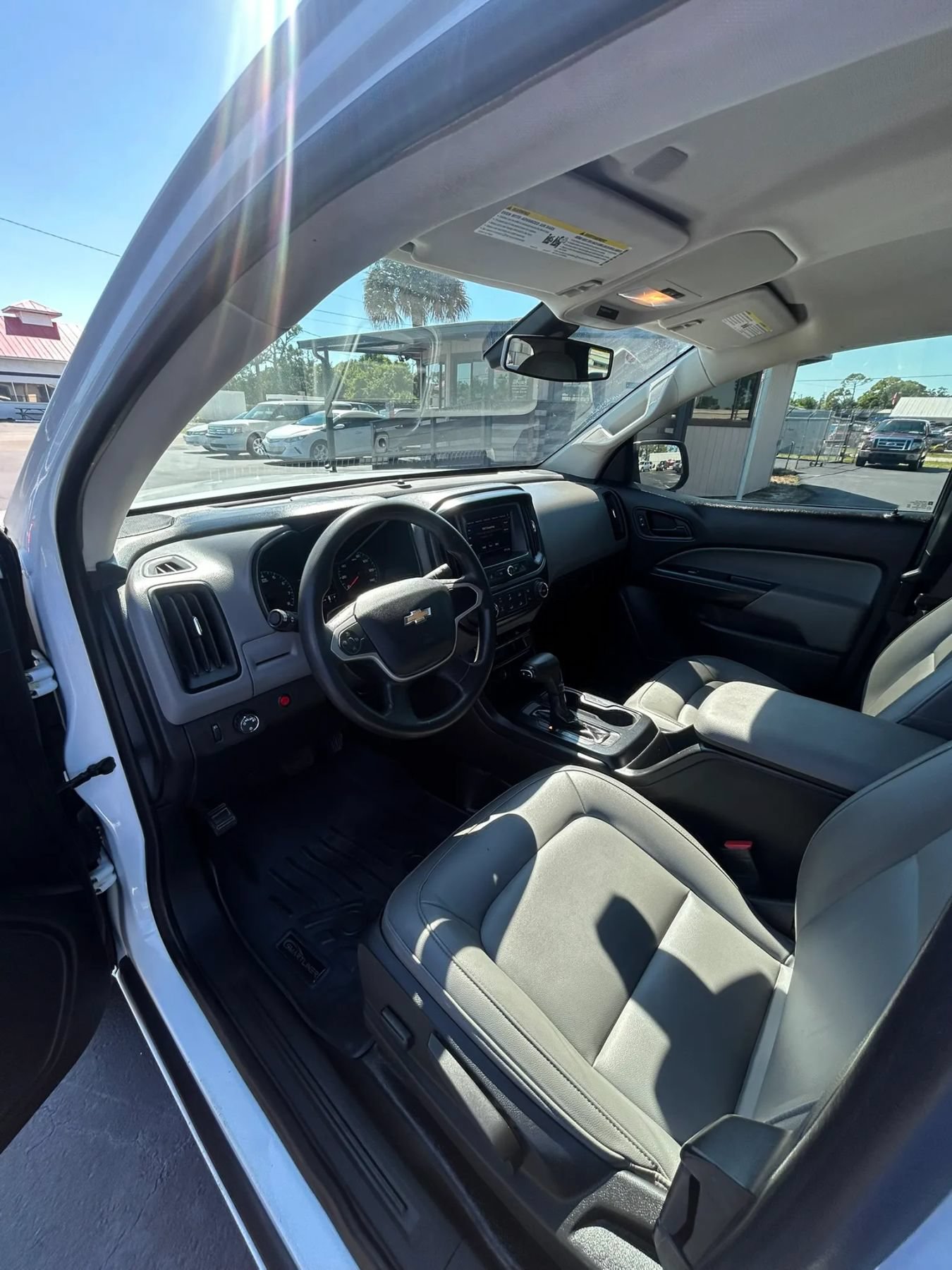 Used 2021 Chevrolet Colorado W/T w/ WT Convenience Package RWD image 20