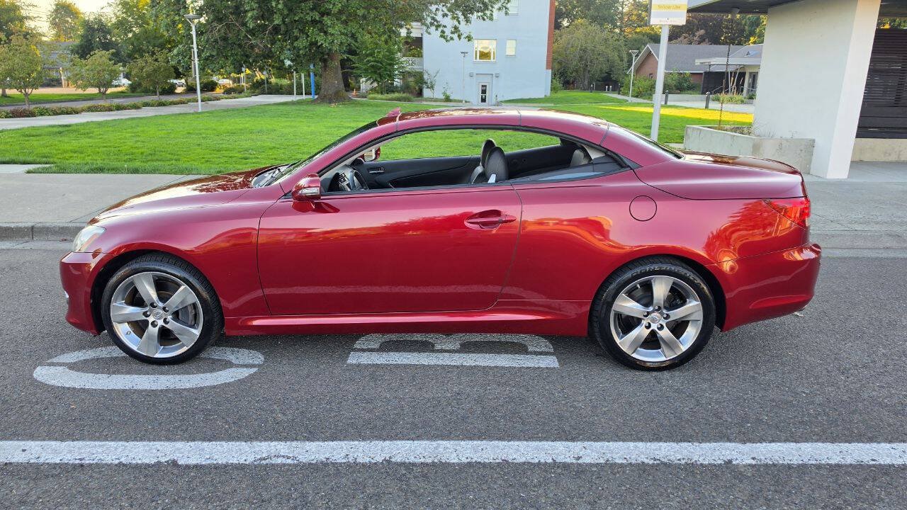 Used 2010 Lexus IS 350C w/ Luxury Pkg RWD image 8