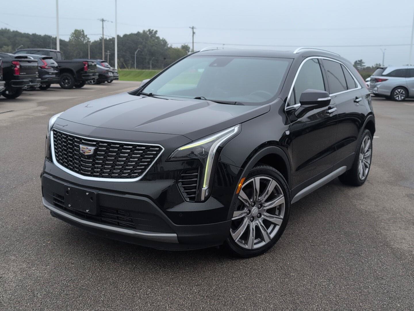 Used 2022 Cadillac XT4 Premium Luxury w/ Sun And Sound Package AWD/4WD image 13