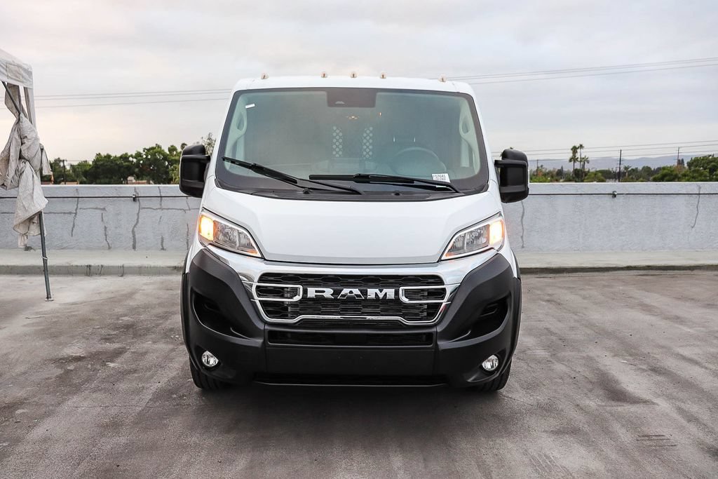 Used 2025 RAM ProMaster 2500 FWD image 3