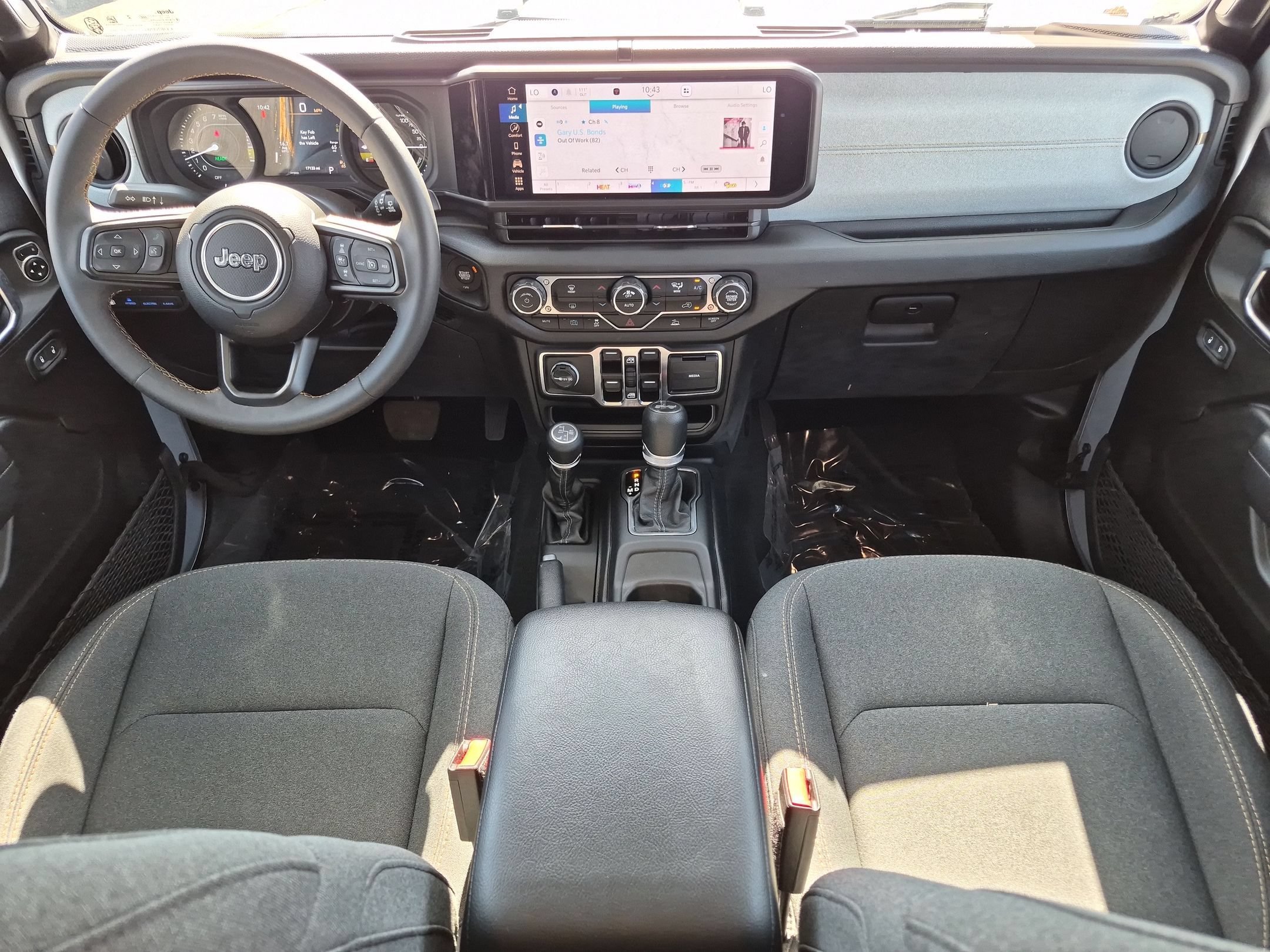 Used 2024 Jeep Wrangler Unlimited AWD/4WD image 21