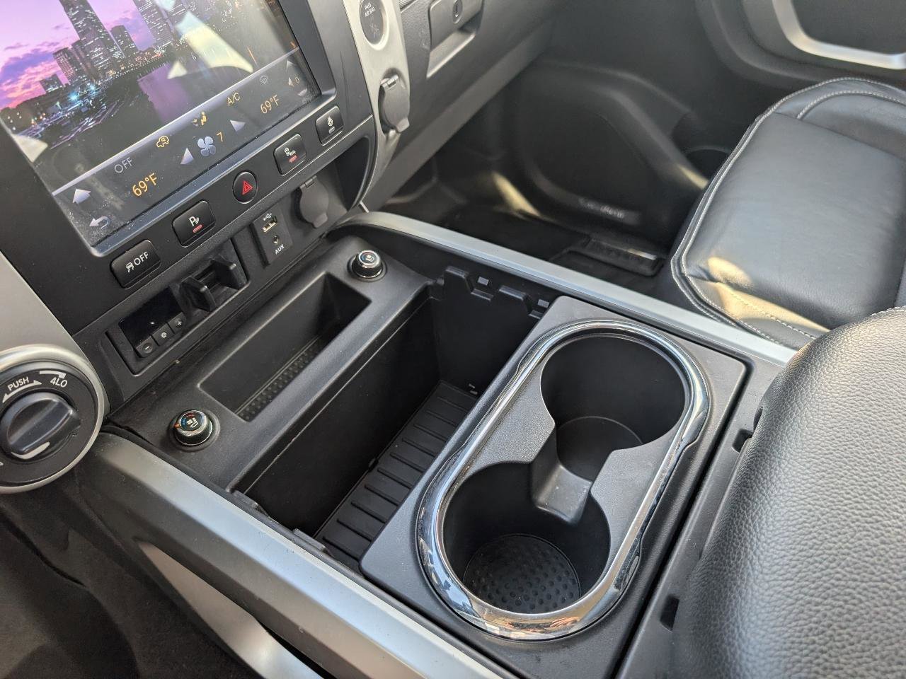 Used 2017 Nissan Titan PRO-4X AWD/4WD image 23