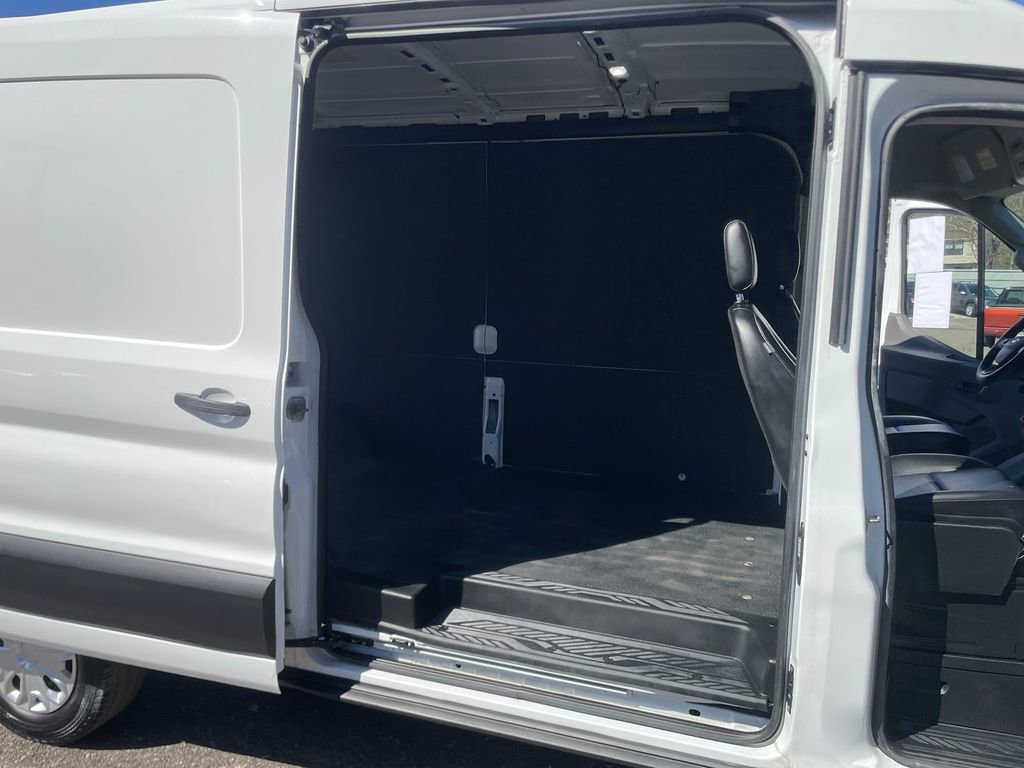 Used 2025 Ford Transit 250 148 Medium Roof w/ Load Area Protection Package RWD image 27