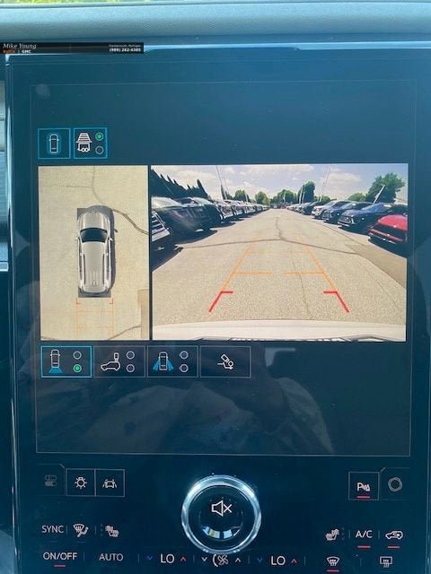 New 2026 GMC Acadia Elevation w/ Elevation Premium Package FWD image 24