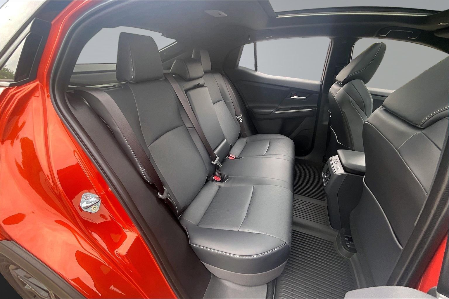 New 2026 Subaru Uncharted AWD image 24