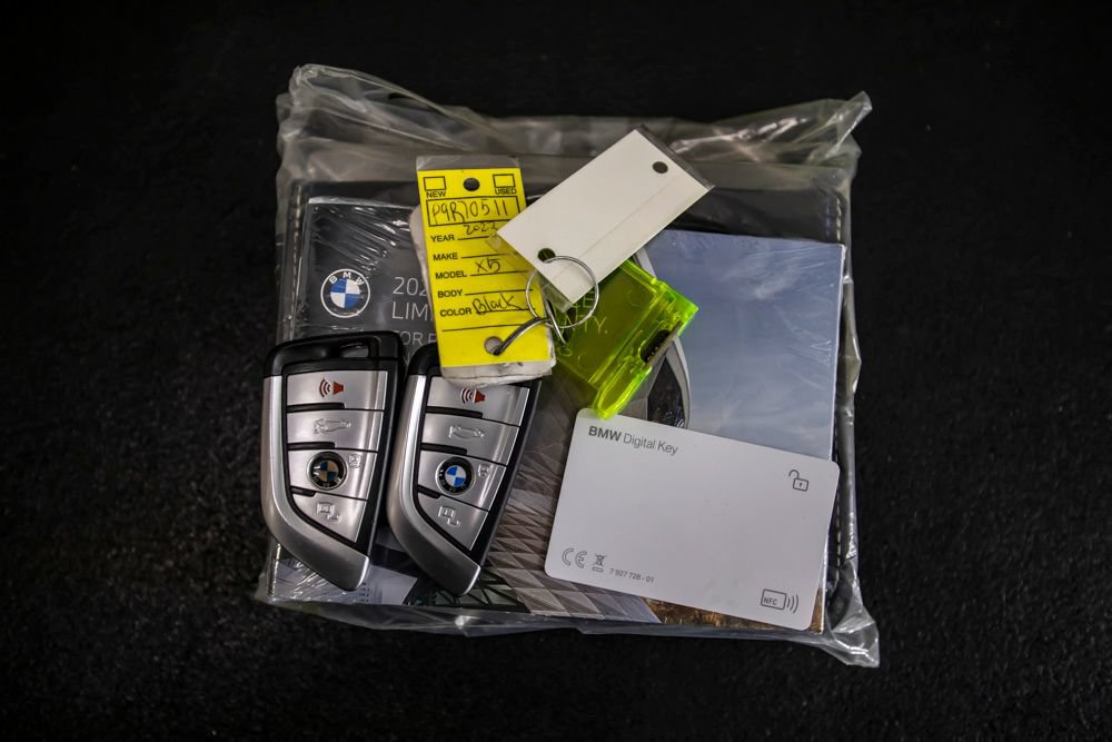 Used 2023 BMW X5 xDrive40i w/ M Sport Package AWD/4WD image 46