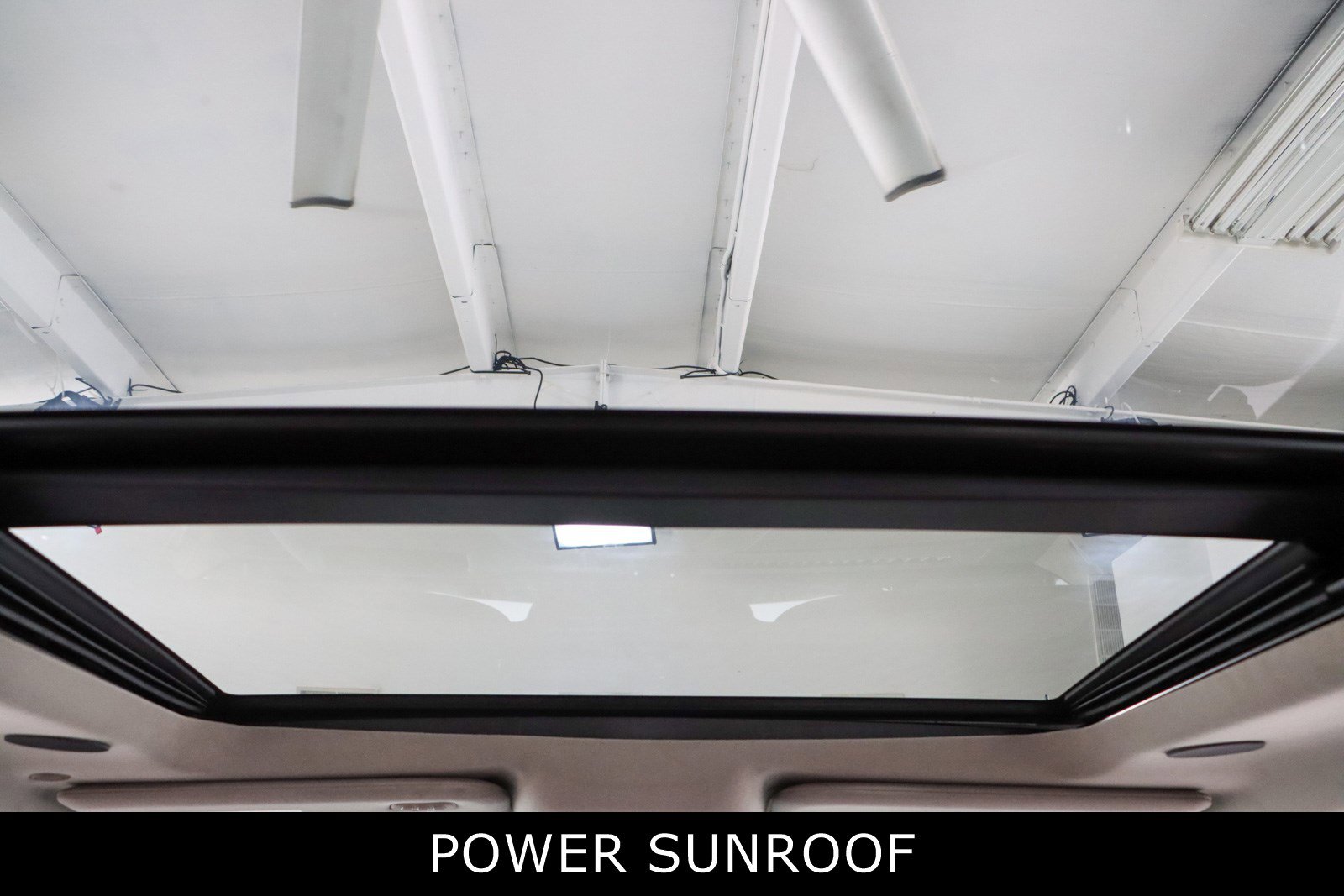 Used 2025 Ford F450 Platinum w/ Platinum Plus Package image 25