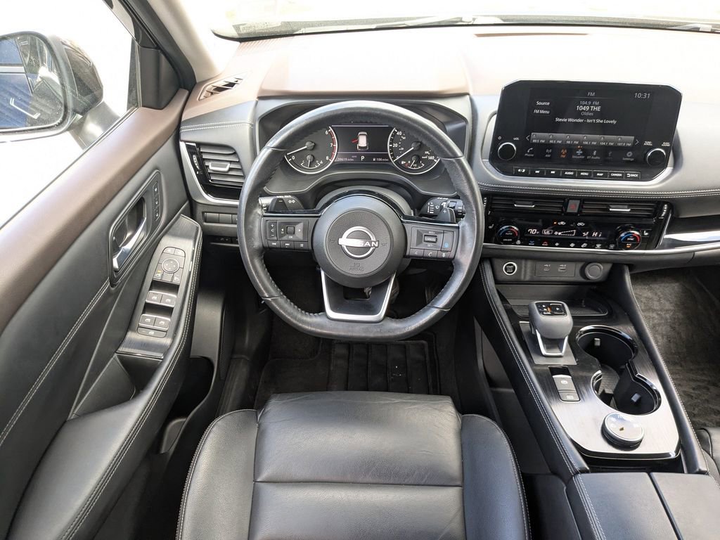 Used 2023 Nissan Rogue SL w/ SL Premium Package image 14