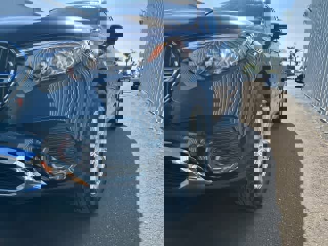 Used 2025 Mercedes-Benz GLC 300 GLC 300 image 9