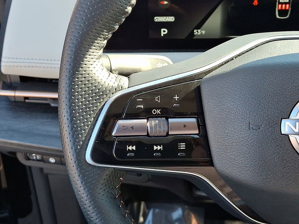 Used 2023 Nissan Ariya FWD image 22
