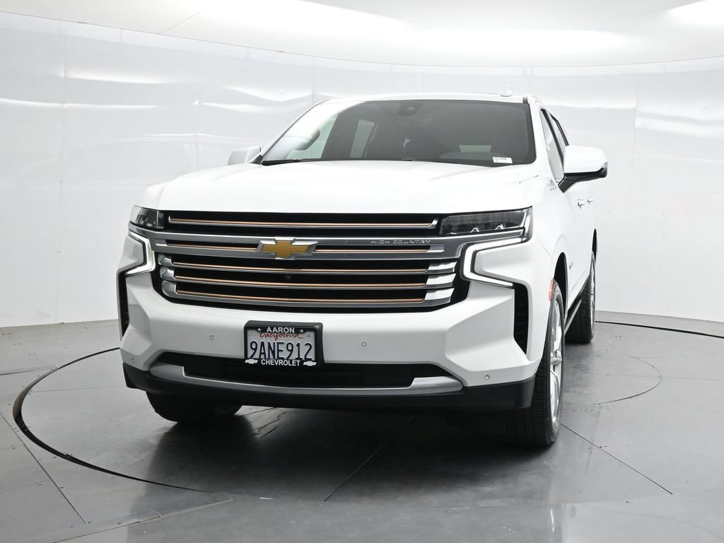 Used 2022 Chevrolet Tahoe High Country w/ Premium Package 2 AWD/4WD image 43