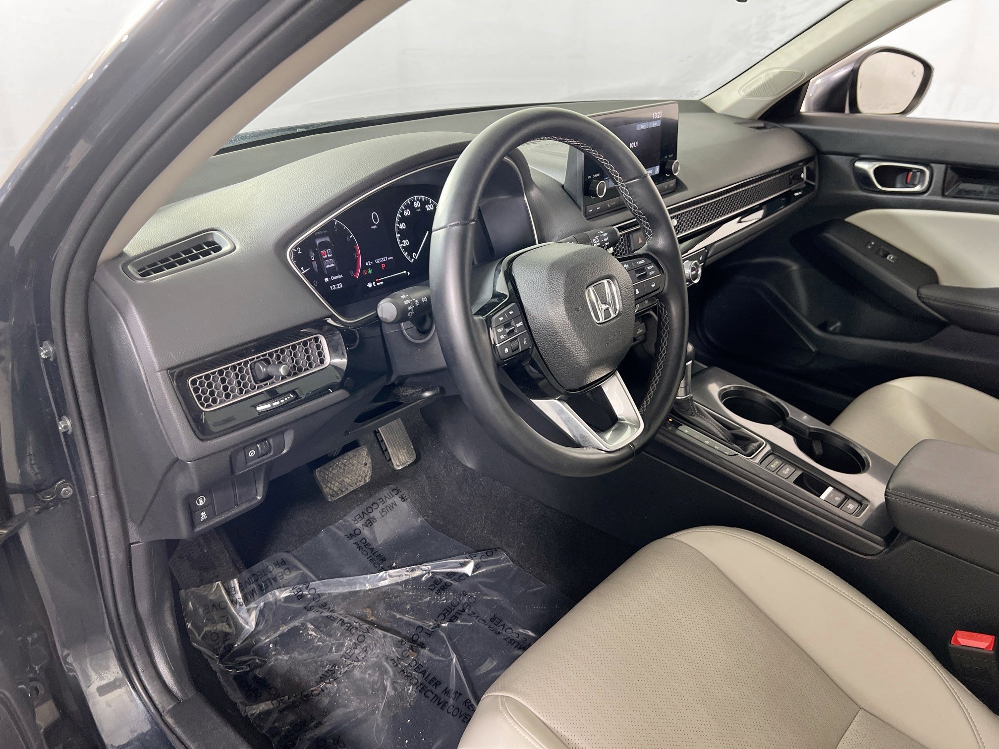 Used 2022 Honda Civic EX-L image 9