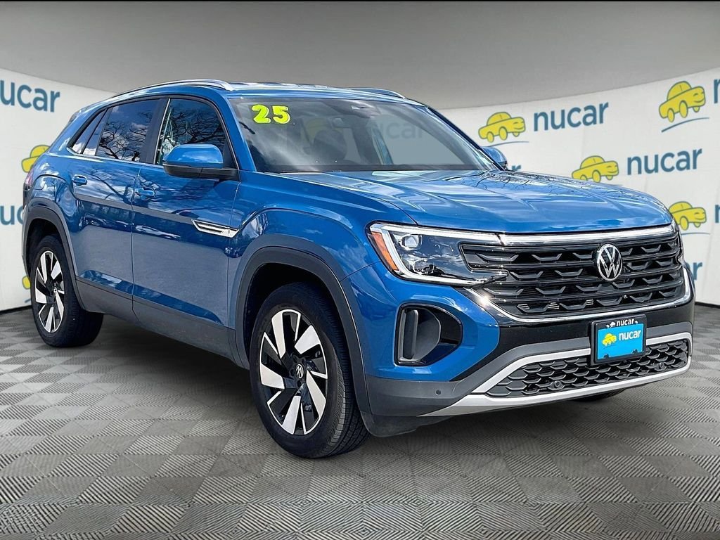 Used 2025 Volkswagen Atlas Cross Sport SE AWD/4WD image 1