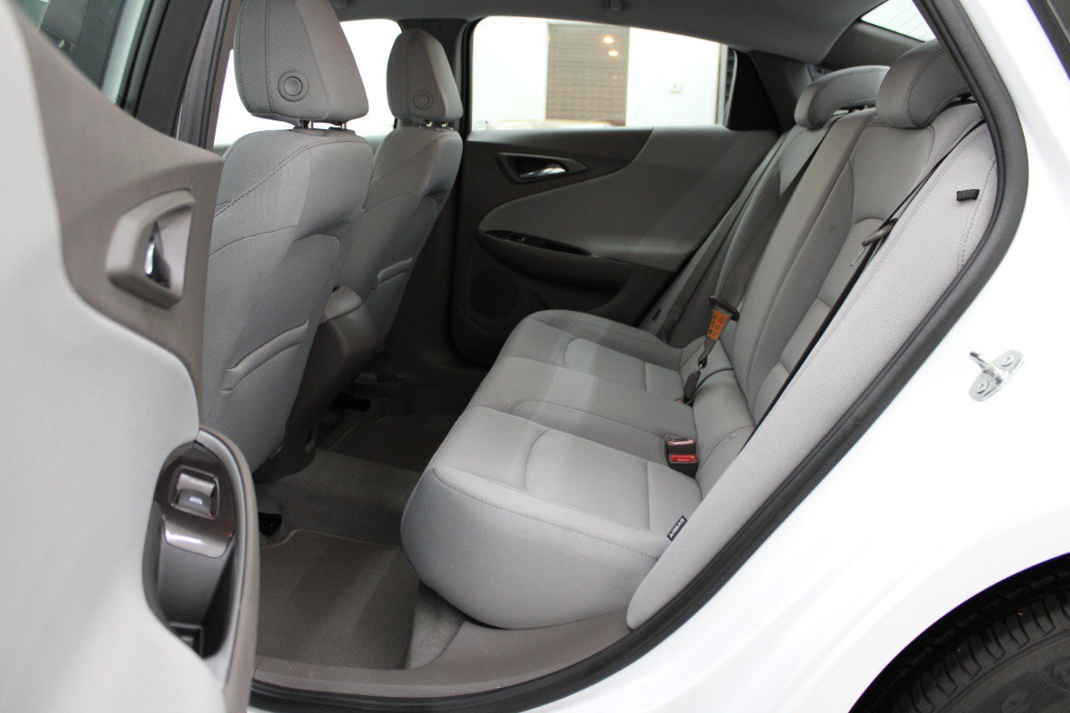 Used 2022 Chevrolet Malibu LS FWD image 8