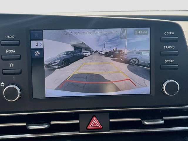 New 2026 Hyundai Elantra Hybrid FWD image 13